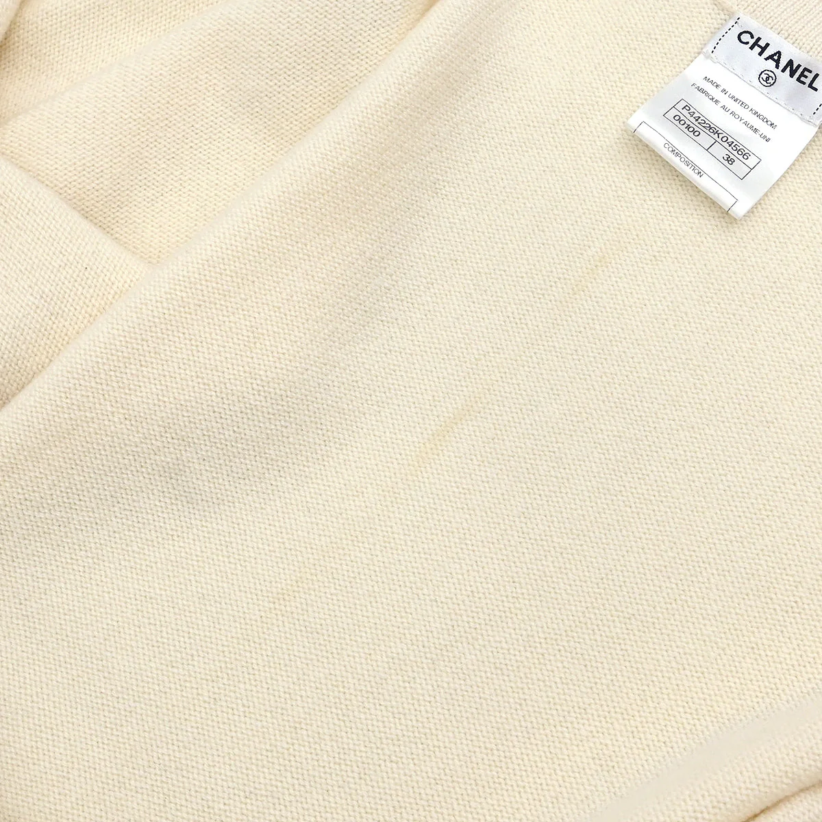 Chanel 2012-2013 Cardigan White #38 - Image 7