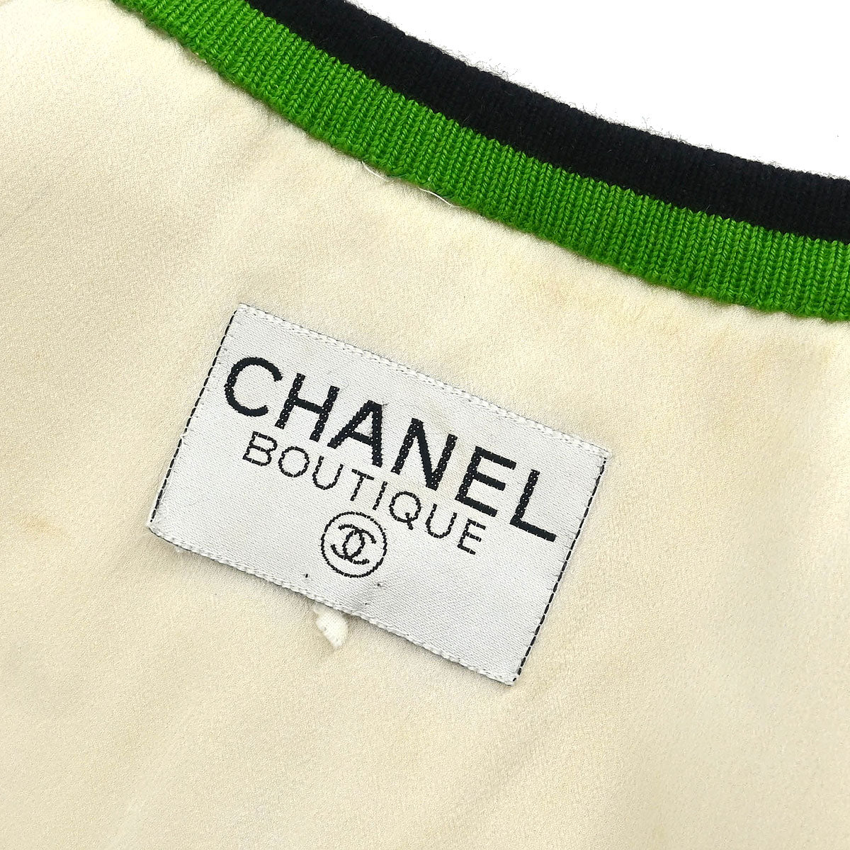 Chanel Sleeveless Fur Vest White - Image 9