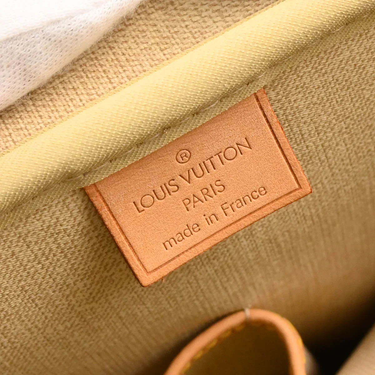 Louis Vuitton 2002 Monogram Deauville Bowling Vanity Handbag M47270 - Image 9