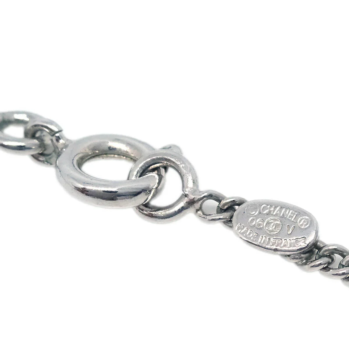 Chanel CC Chain Necklace Silver White 06V - Image 4