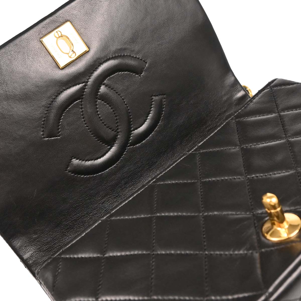 Chanel 1989-1991 Black Lambskin Turnlock Mini Full Flap Shoulder Bag - Image 6