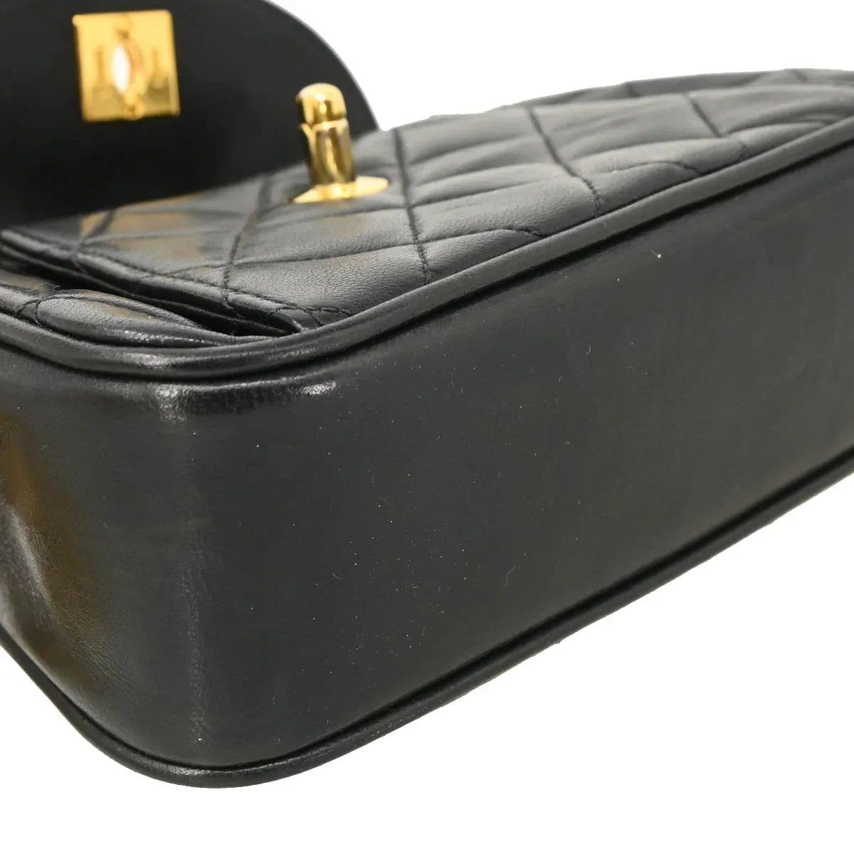 Chanel 1991-1994 Black Lambskin Shoulder Bag - Image 5