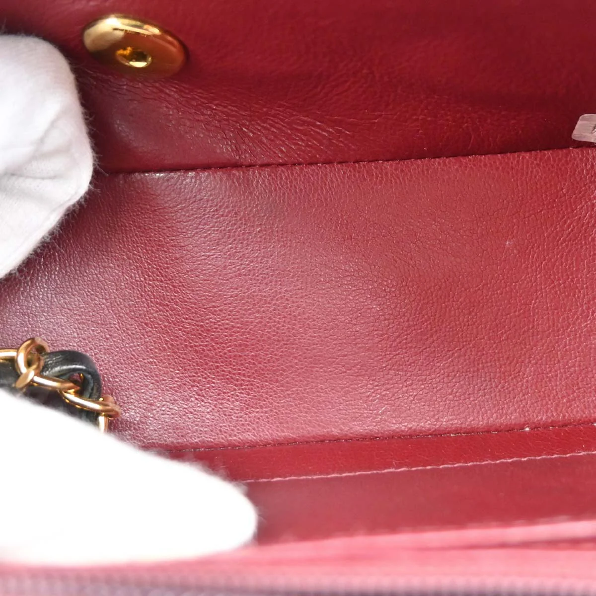 Chanel 1991-1994 Black Lambskin Small Diana Shoulder Bag - Image 9