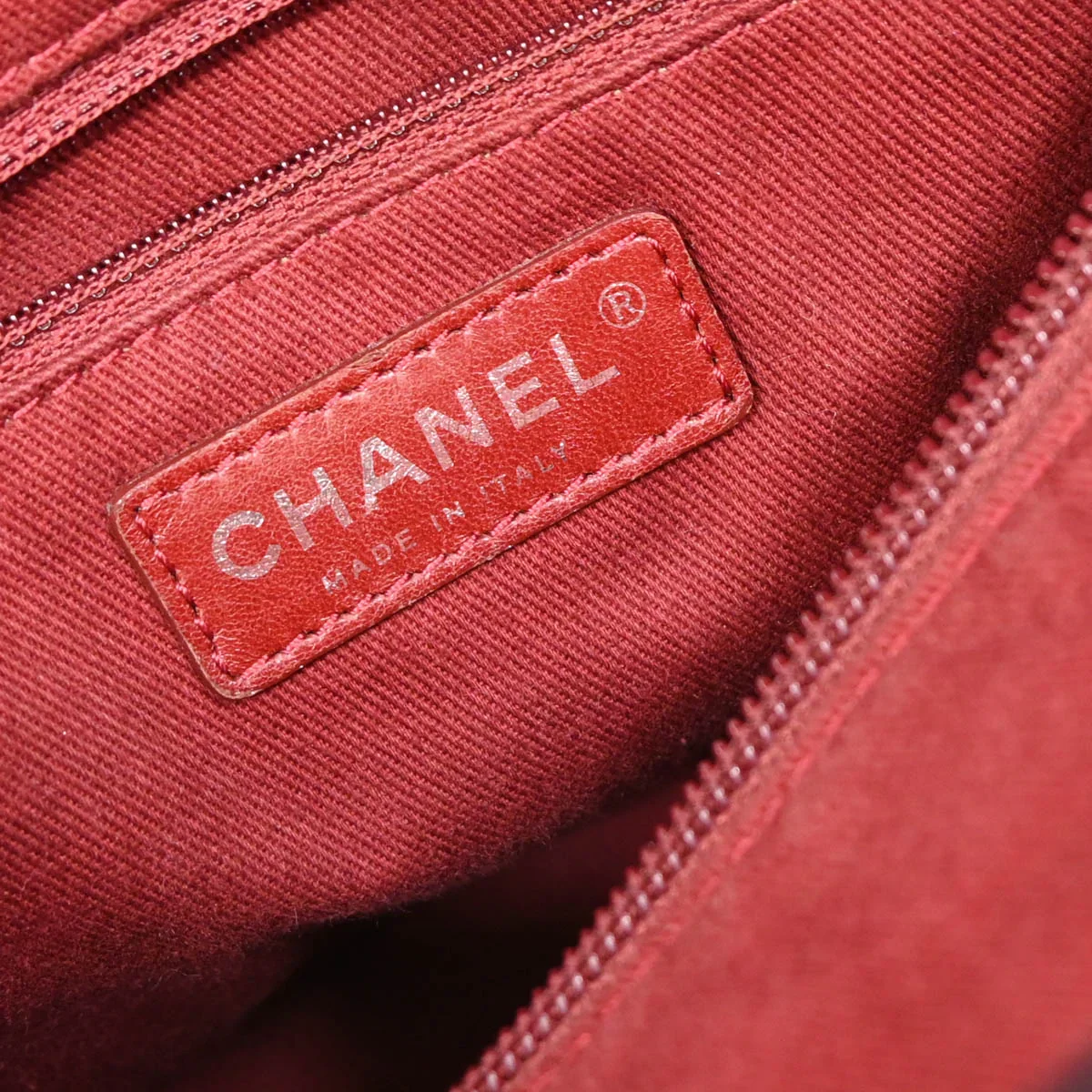 Chanel 2006-2008 Black Calfskin Cambon Ligne Tote Chain Handbag - Image 9