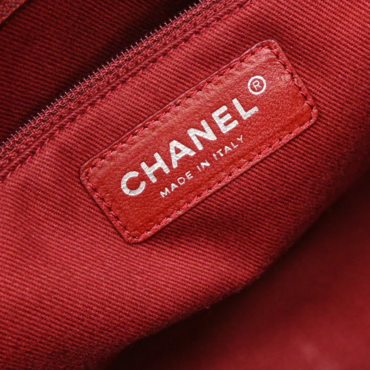 Chanel 2006-2008 Black Calfskin Cambon Ligne Tote Chain Handbag - Image 10