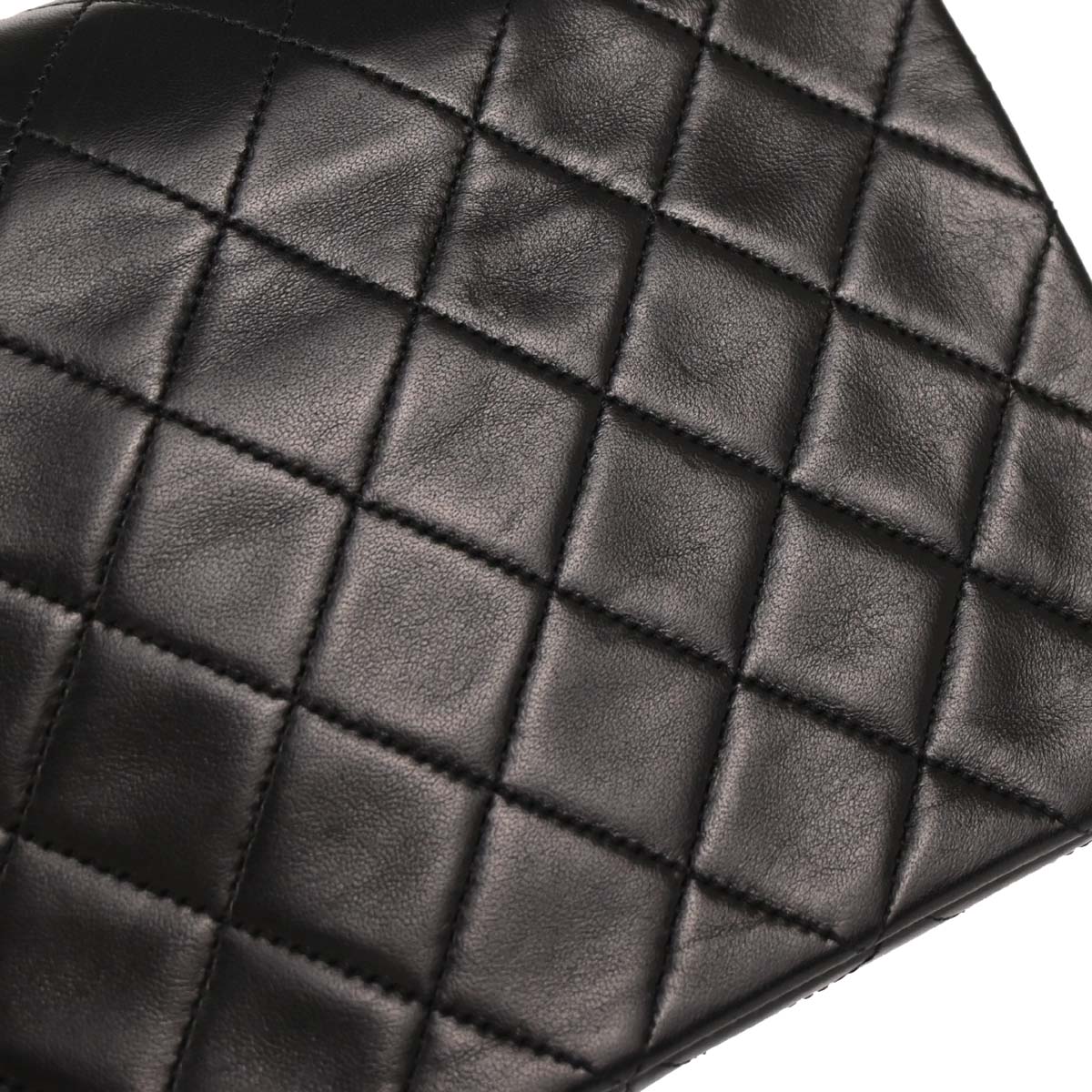 Chanel 1989-1991 Black Lambskin Classic Square Flap Shoulder Bag - Image 3
