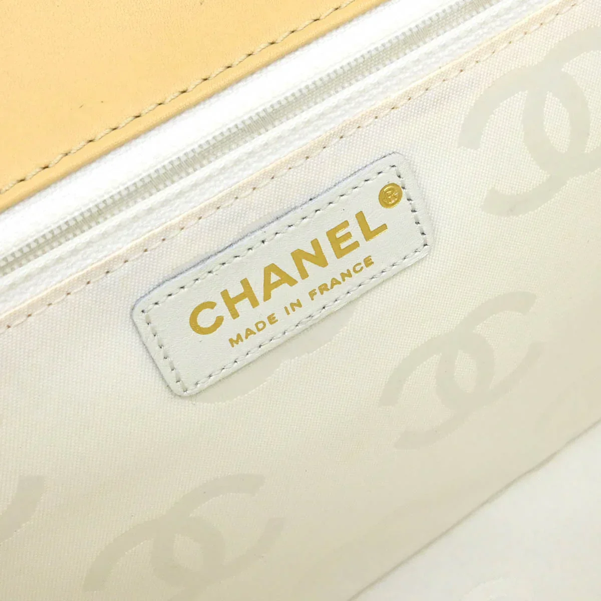 Chanel 2005-2006 Beige Calfskin Wild Stitch Handbag - Image 10