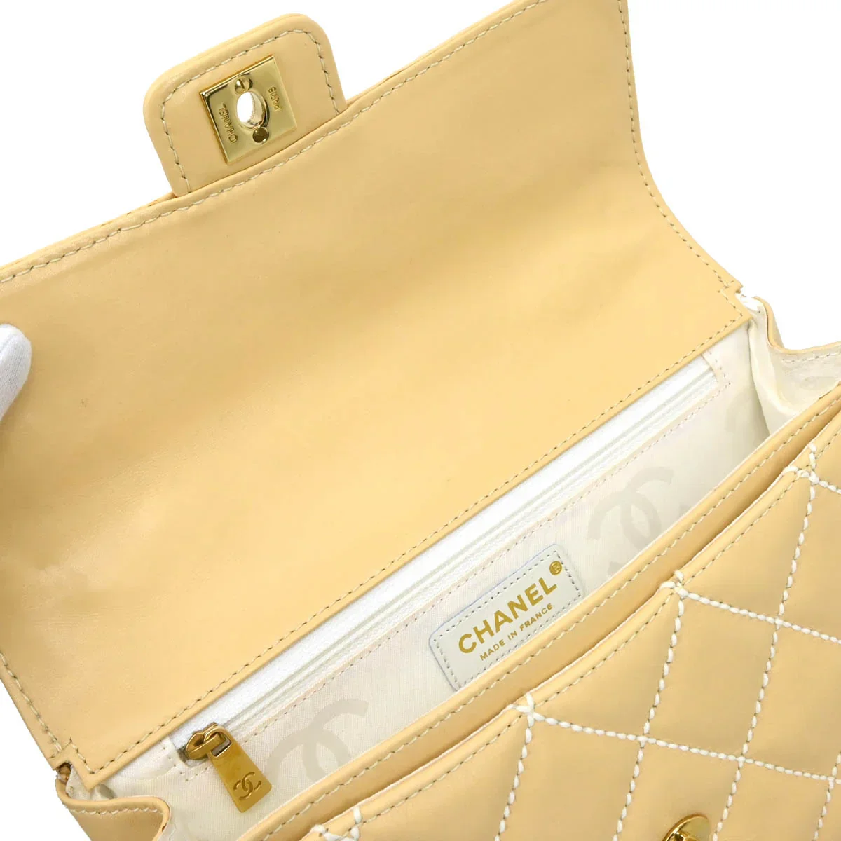 Chanel 2005-2006 Beige Calfskin Wild Stitch Handbag - Image 8