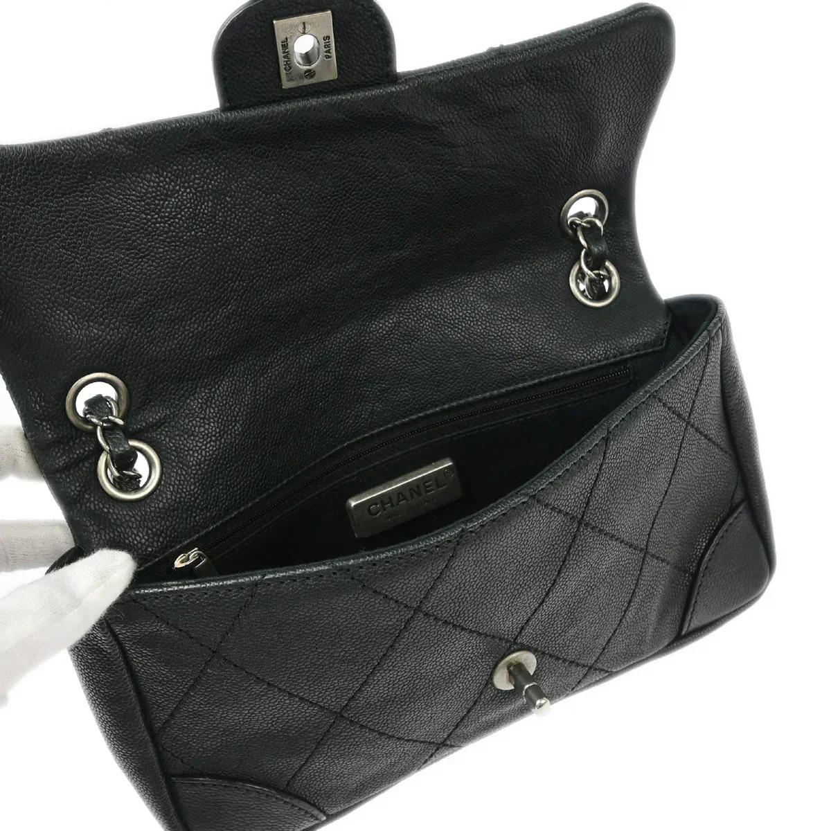 Chanel 2005-2006 Black Caviar Shoulder Bag - Image 6