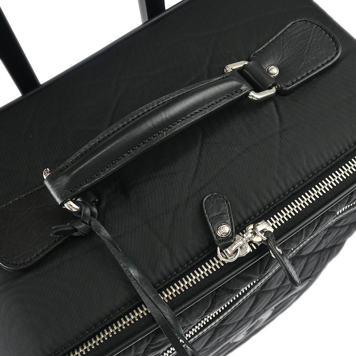 Chanel 1989-1991 Black Nylon Calfskin Carry-On Rolling Luggage - Image 5