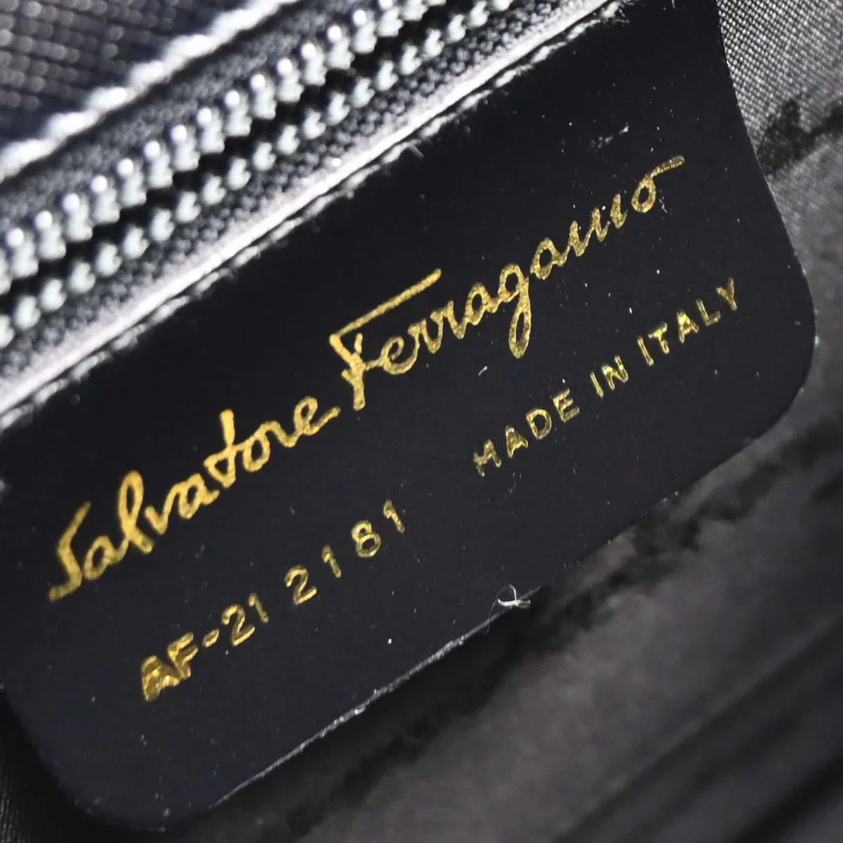 Salvatore Ferragamo Black Leather Gancini 2way Shoulder Handbag - Image 20