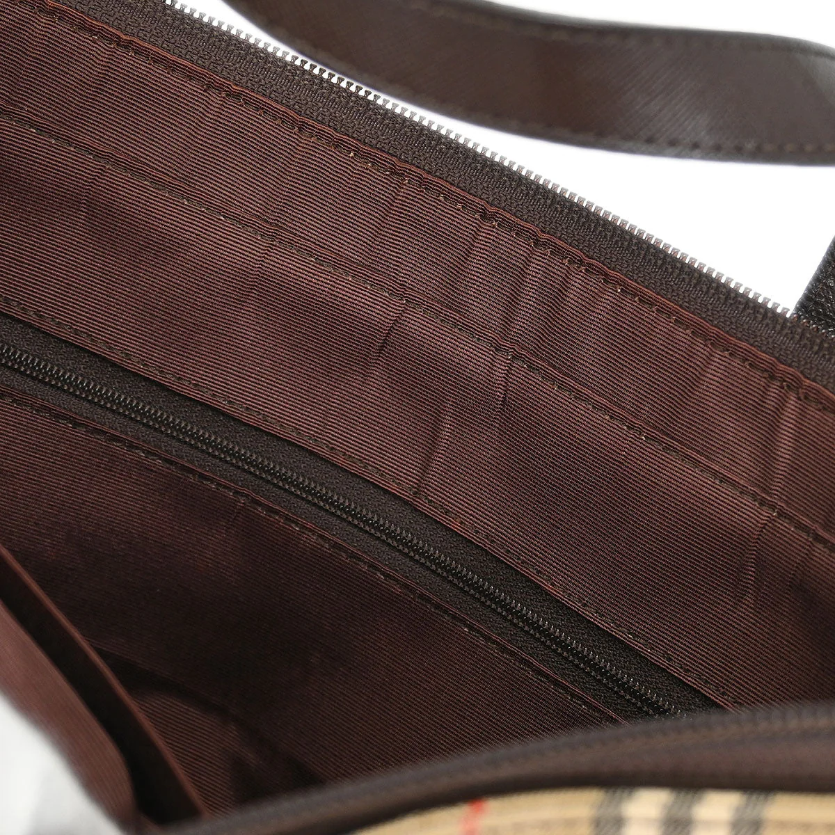 Burberrys Beige House Check Handbag - Image 10