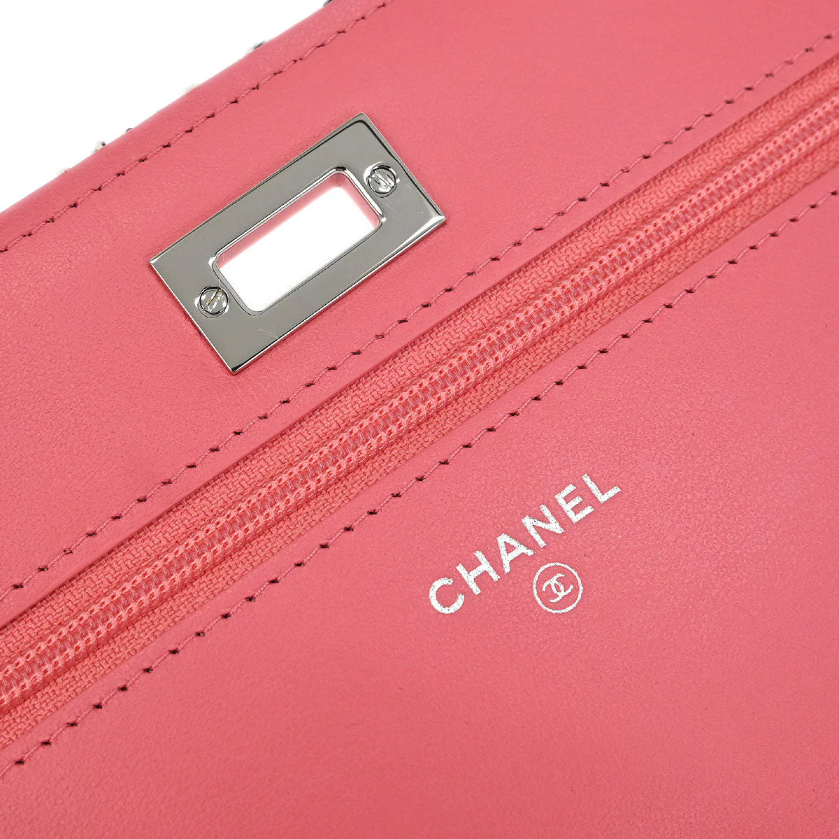 Chanel 2019 Pink Tweed Mademoiselle Lock Classic WOC Wallet On Chain - Image 10