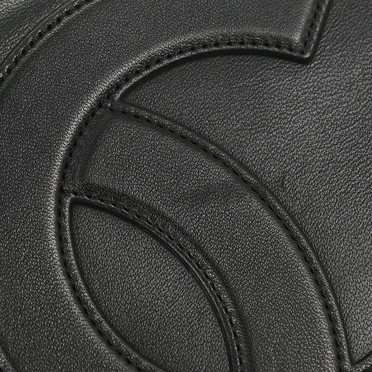 Chanel 2019 Black Lambskin Shoulder Bag - Image 5