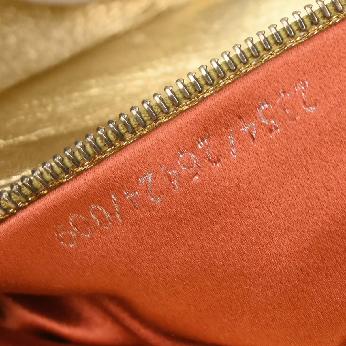 Fendi Metallic Gold Leather Baguette Handbag - Image 10