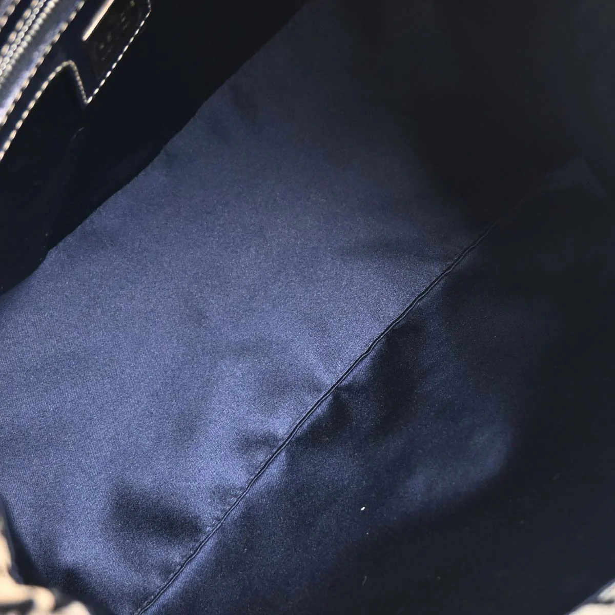 Fendi Navy Gray Zucchino Mamma Baguette Handbag - Image 7