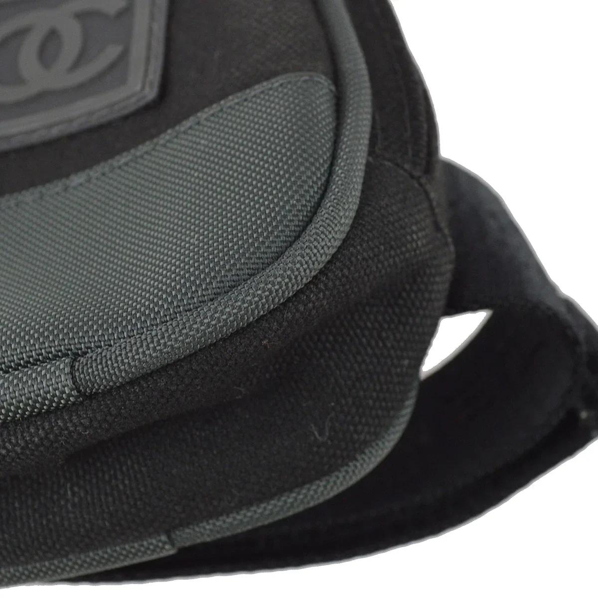 Chanel 2003-2004 Sport Line Leg Bag Black - Image 7