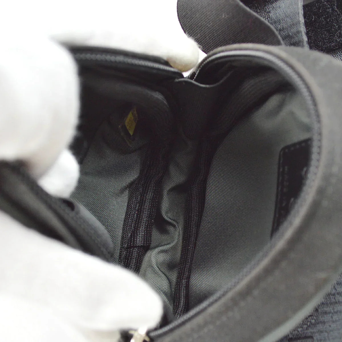 Chanel 2003-2004 Sport Line Leg Bag Black - Image 9