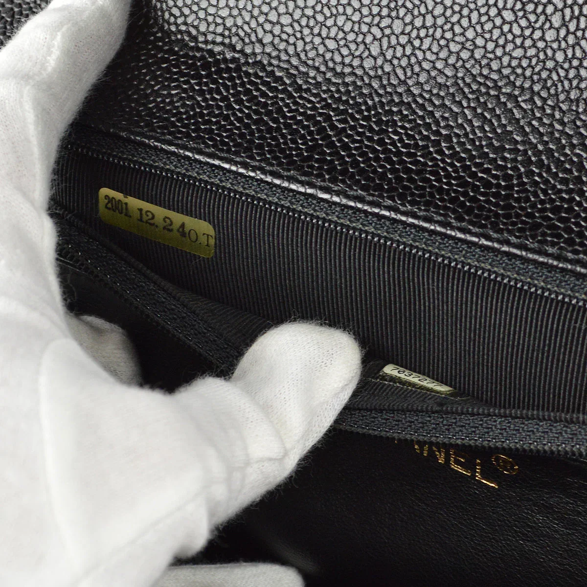 Chanel 2001-2003 Black Caviar Kelly Handbag - Image 10