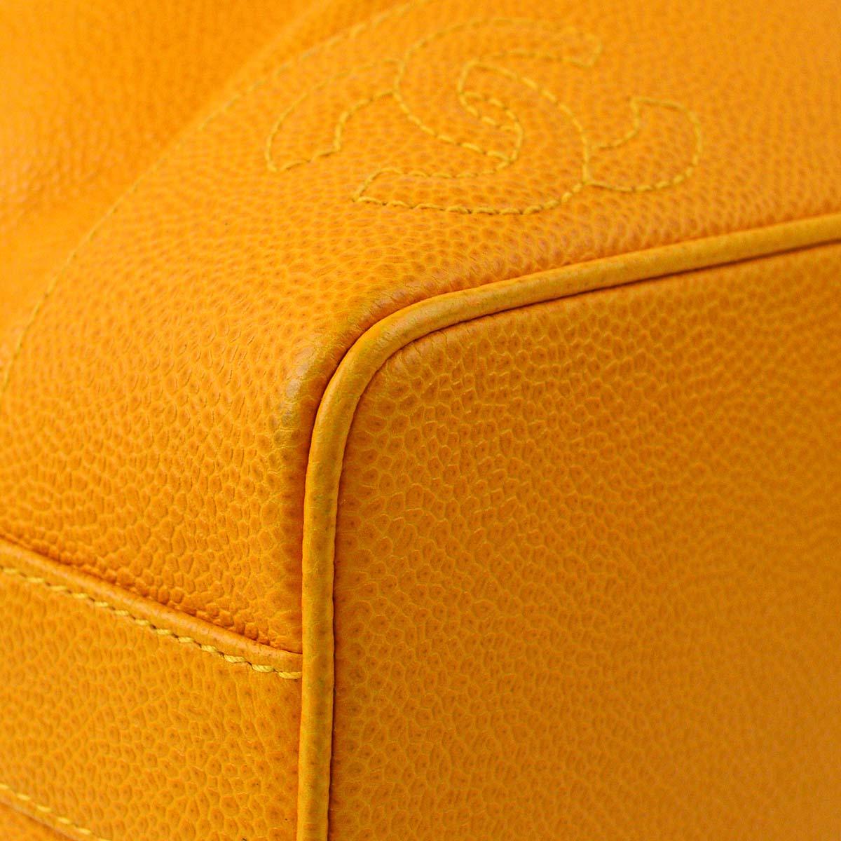 Chanel 1996-1997 Orange Caviar Triple CC Bucket Shoulder Bag - Image 3