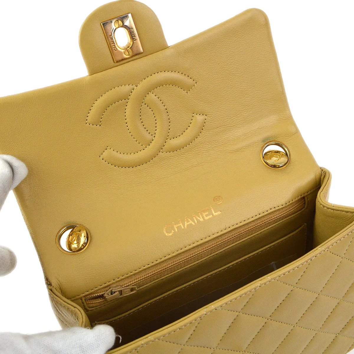 Chanel 1986-1988 Beige Lambskin Mini Classic Square Flap Handbag 17 - Image 6