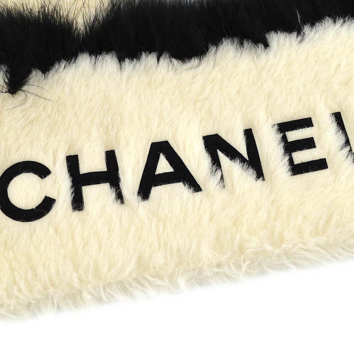 Chanel 1994 Fur Scarf - Image 3
