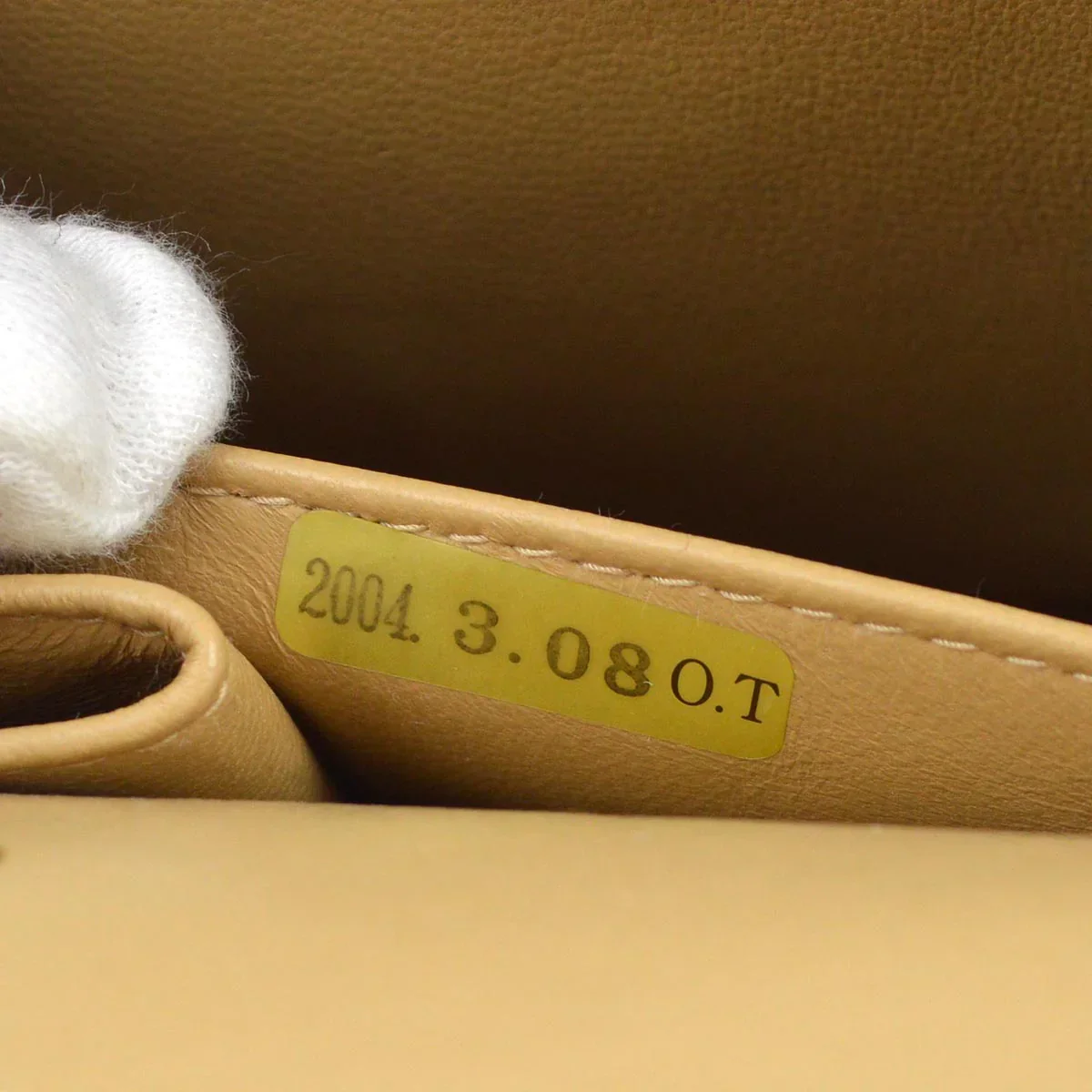 Chanel 2003-2004 Beige Caviar Medium Classic Double Flap Bag - Image 9