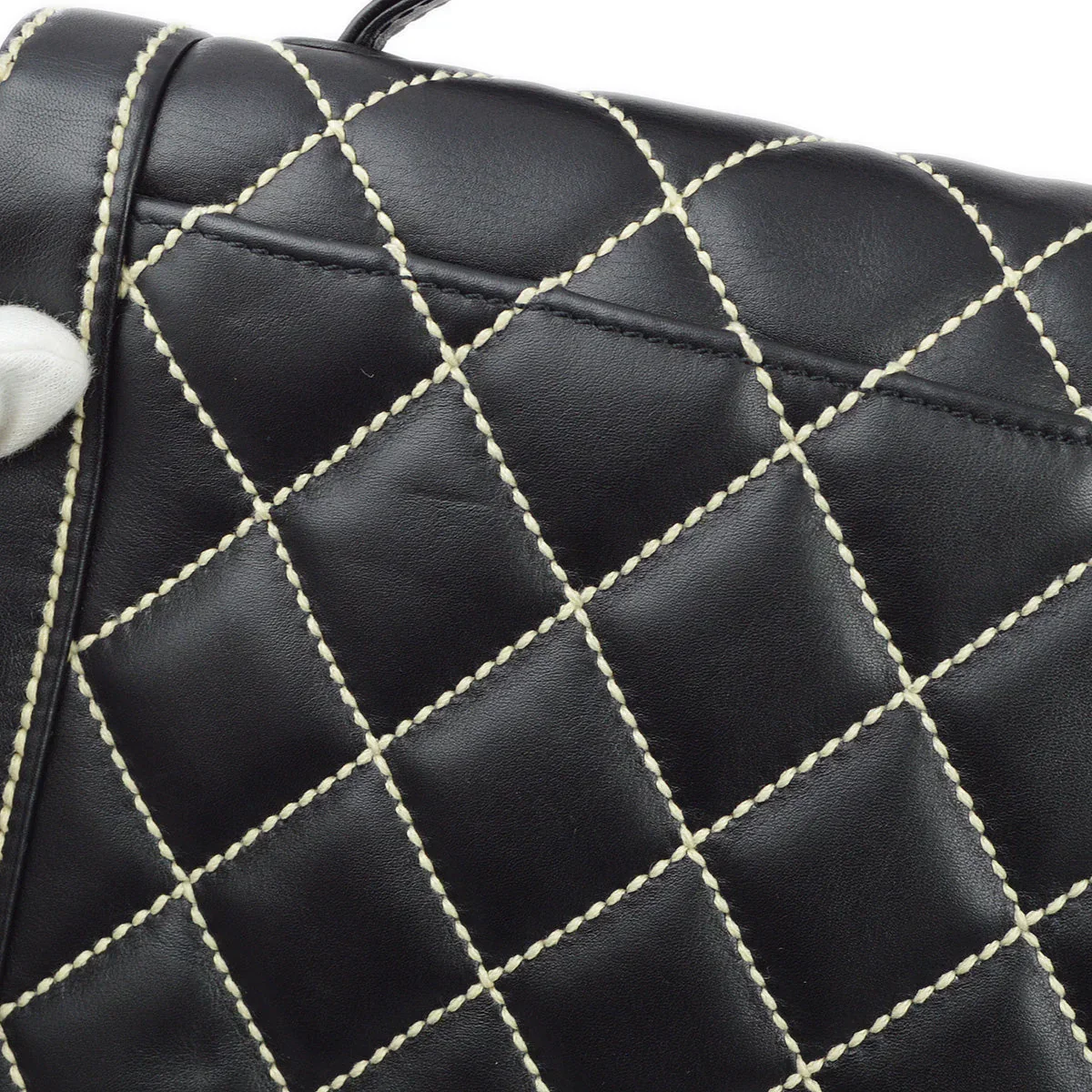 Chanel 2004-2005 Black Calfskin Wild Stitch Handbag - Image 3
