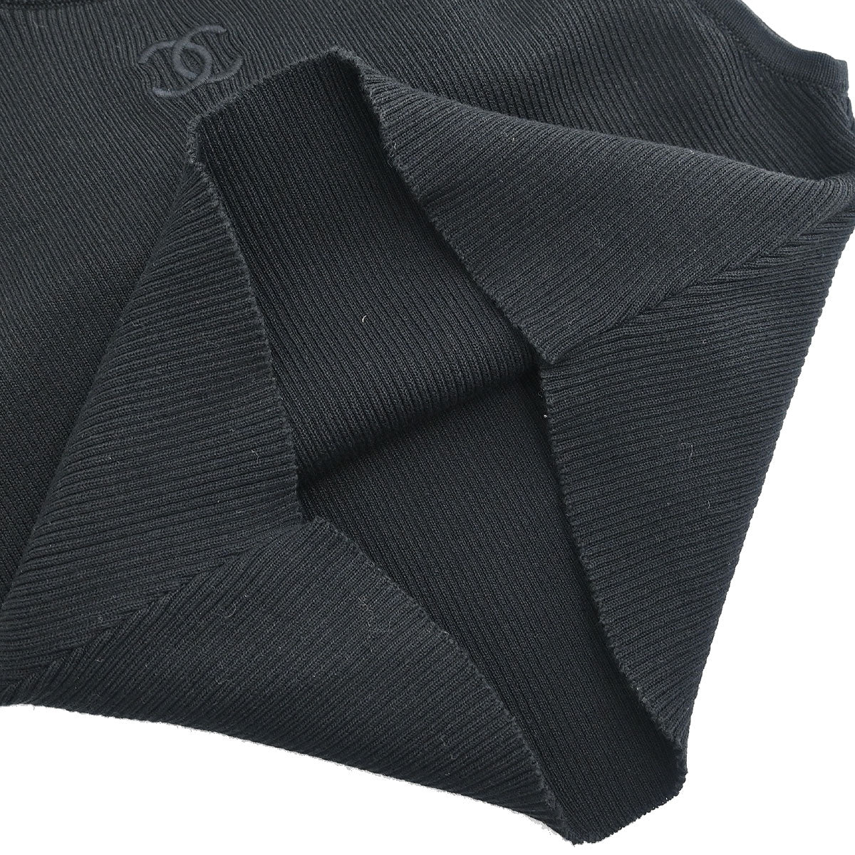 Chanel 1995 Sleeveless Tank Top Cropped Black #40 - Image 8