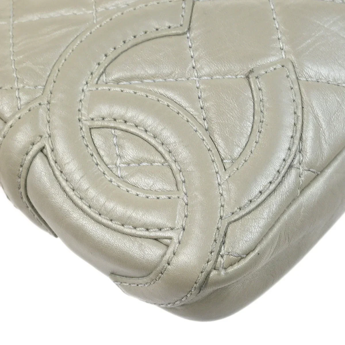 Chanel 2006-2008 Light Gray Calfskin Cambon Ligne Handbag - Image 5