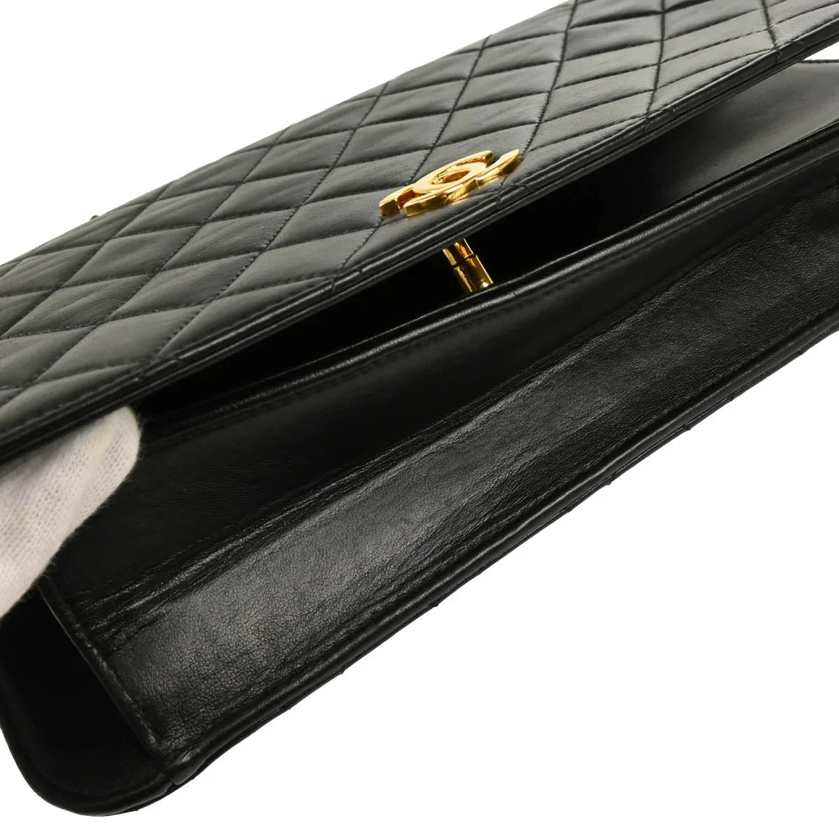 Chanel 2005-2006 Black Lambskin Turnlock Small Full Flap Shoulder Bag - Image 5