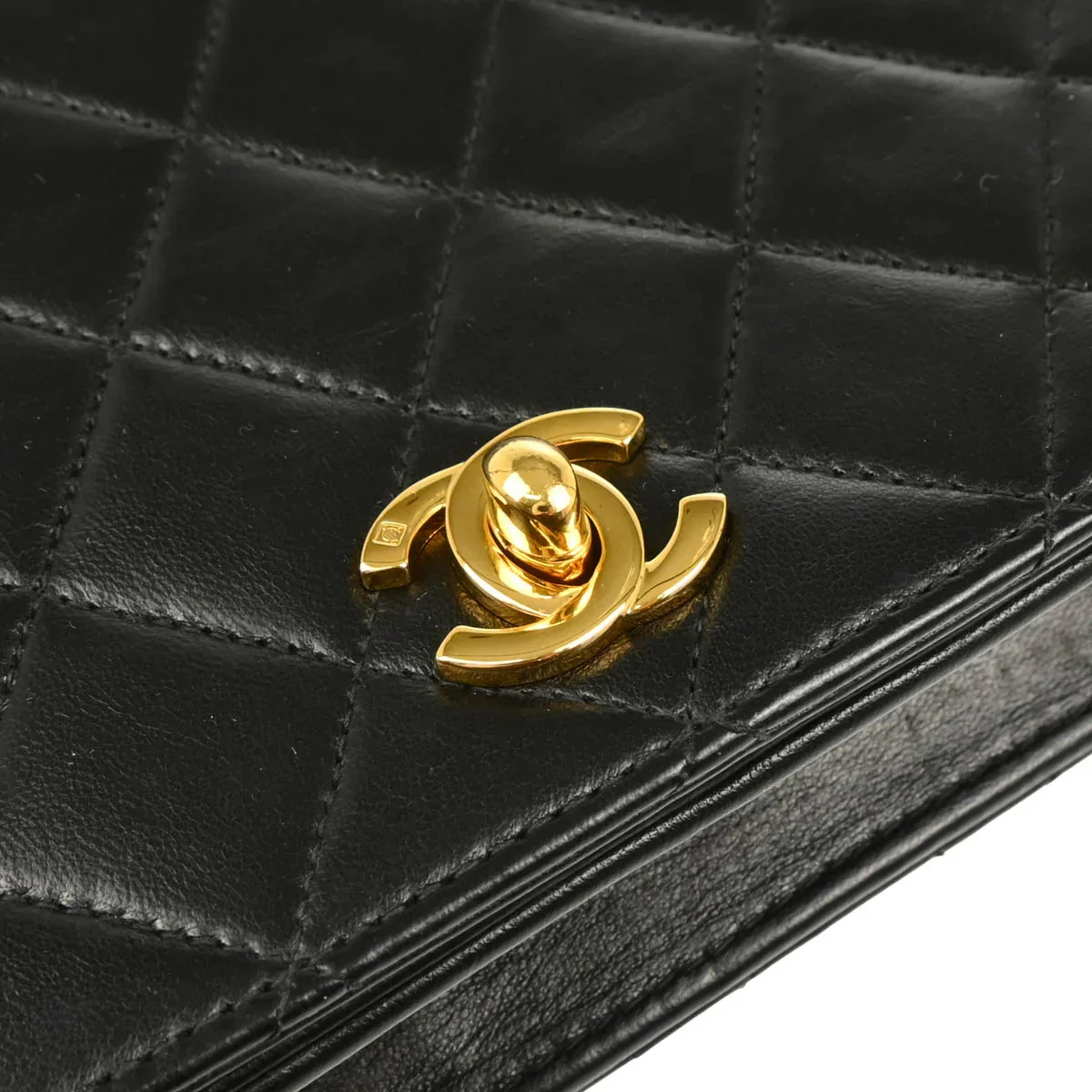 Chanel 2005-2006 Black Lambskin Turnlock Small Full Flap Shoulder Bag - Image 6