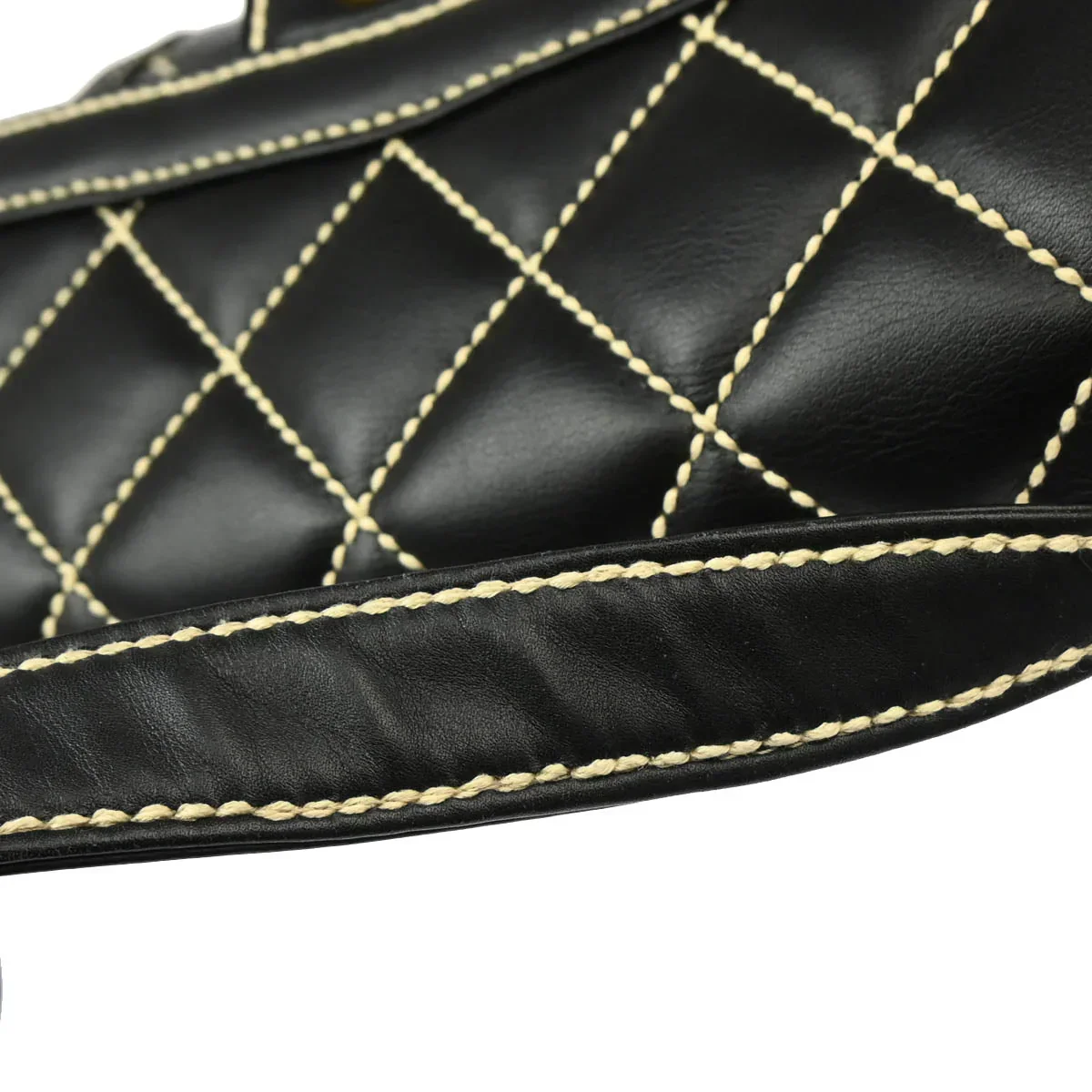 Chanel 2004-2005 Black Calfskin Wild Stitch Handbag - Image 6