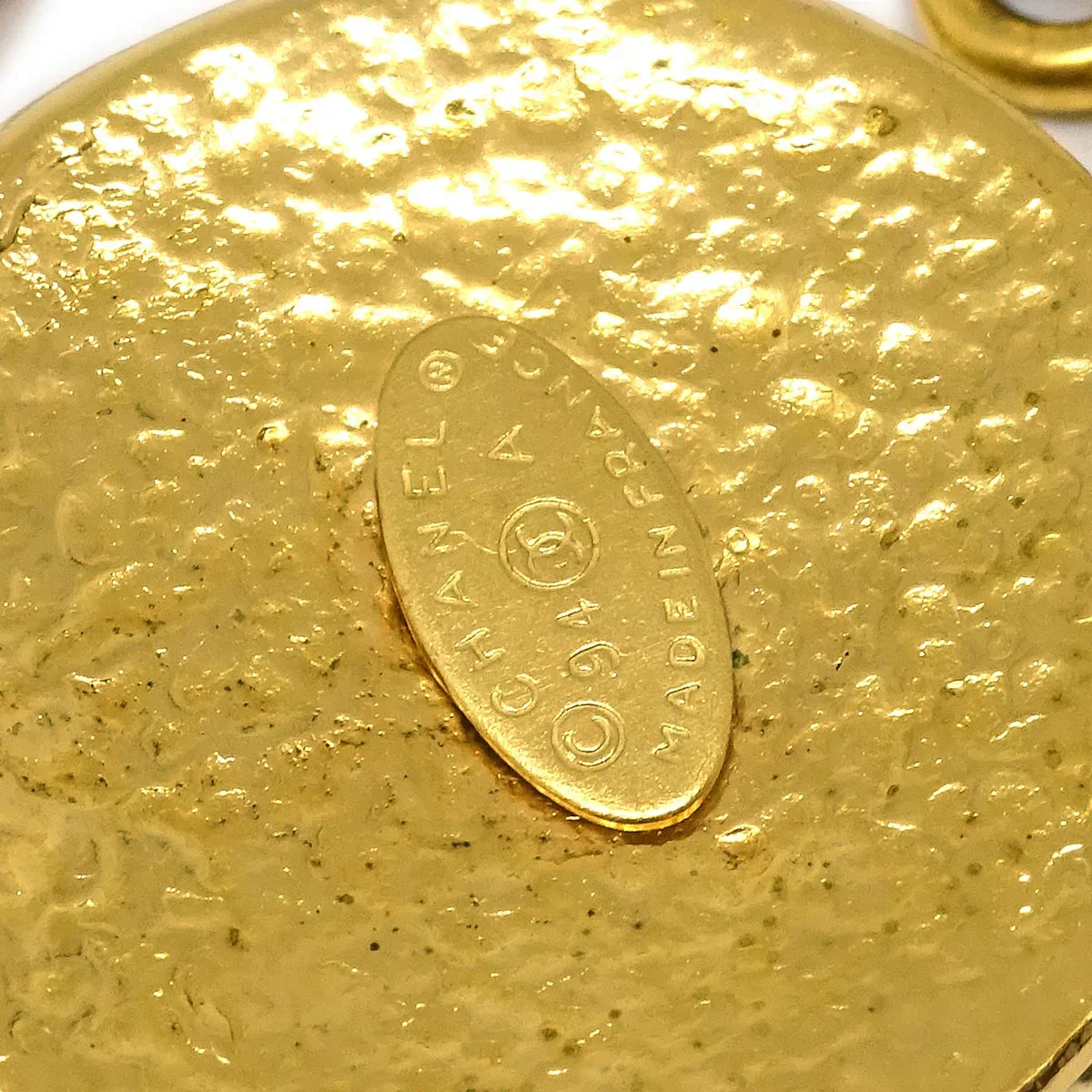 Chanel Gold Medallion Chain Pendant Necklace 94A - Image 4