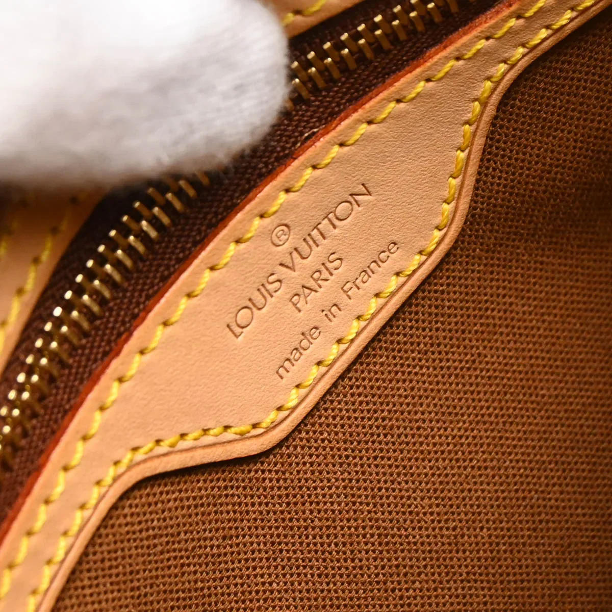 Louis Vuitton 2004 Monogram Panda Trotteur Shoulder Bag M51241 - Image 9