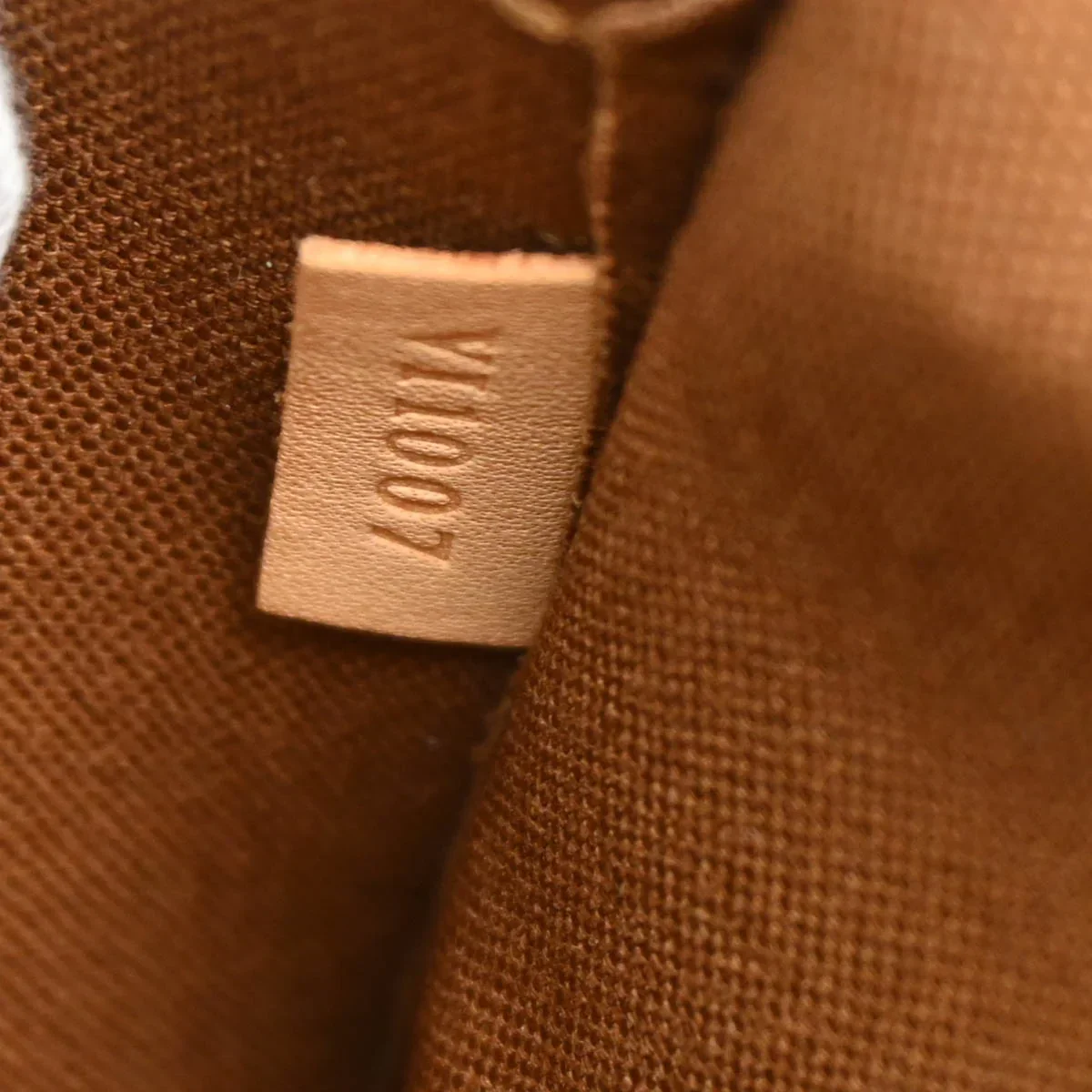 Louis Vuitton 2007 Monogram Popincourt Handbag M40009 - Image 10