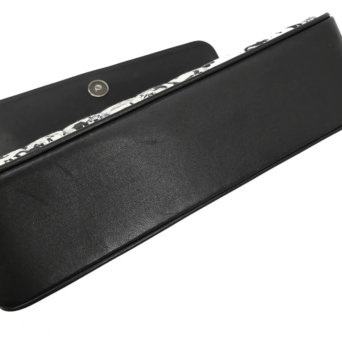 Chanel 2003-2004 White Black Silk Choco Bar Shoulder Bag - Image 5
