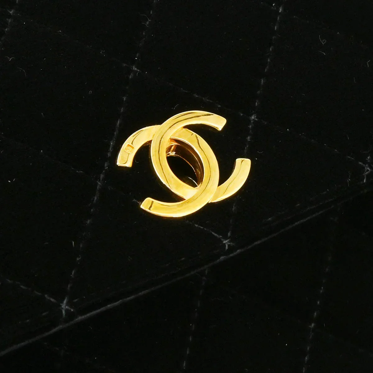 Chanel 1997-1999 Black Velvet Handbag - Image 6