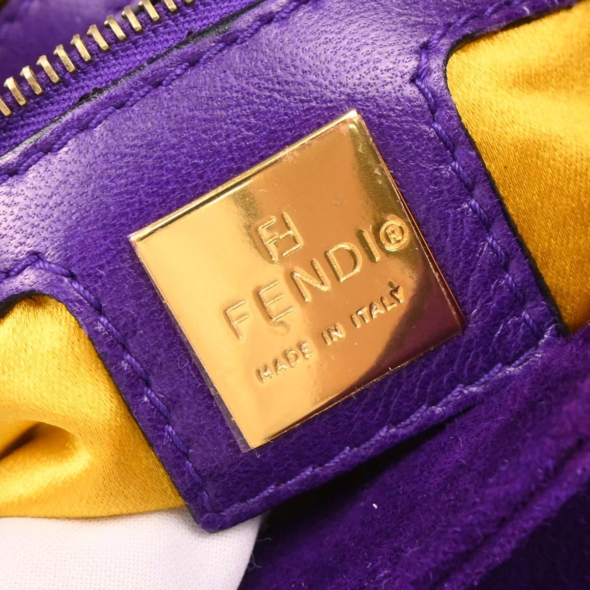 Fendi 2009 Suede Baguette Handbag - Image 10