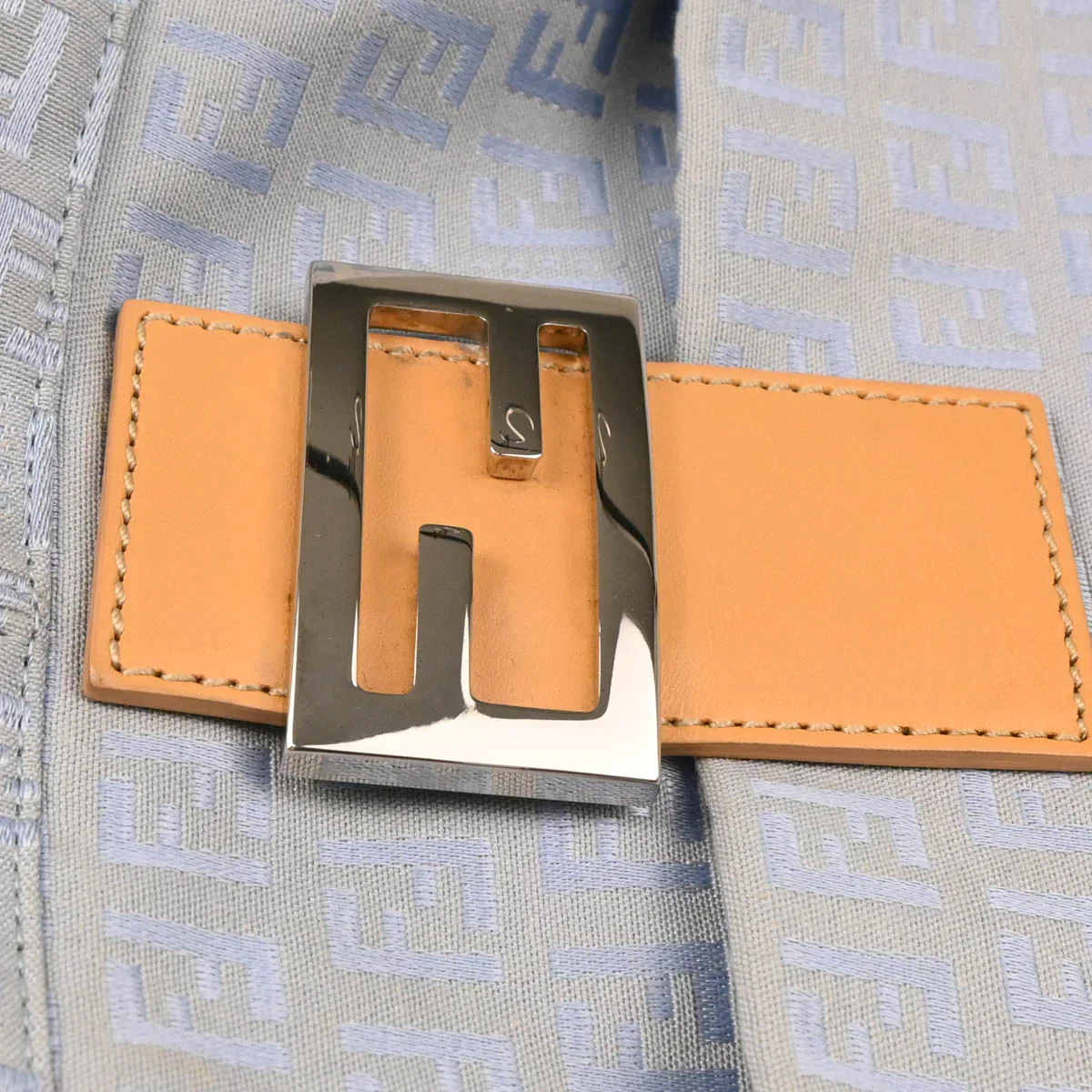 Fendi Light Blue Zucchino Mamma Baguette Handbag - Image 6