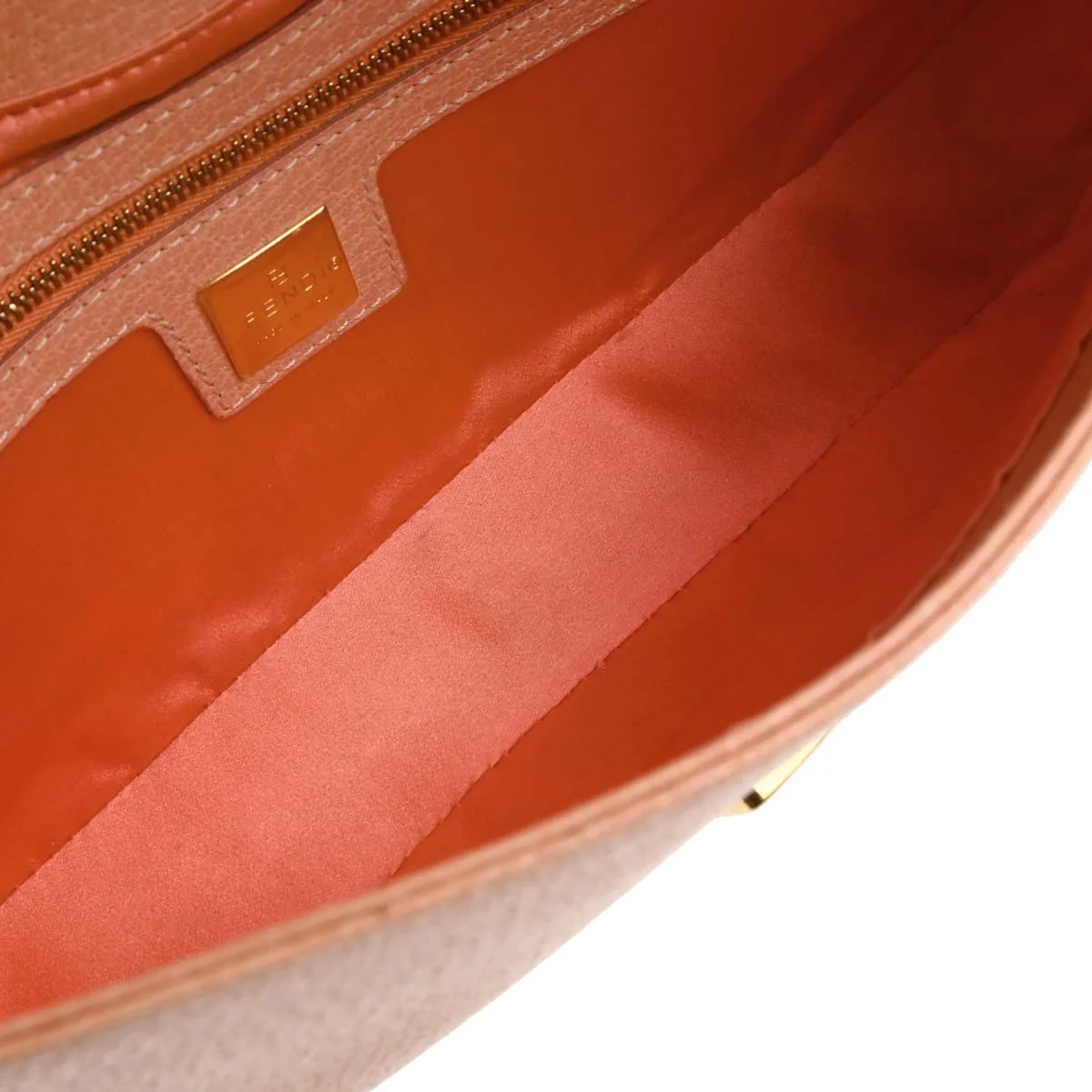 Fendi Pink Leather Baguette Handbag - Image 7