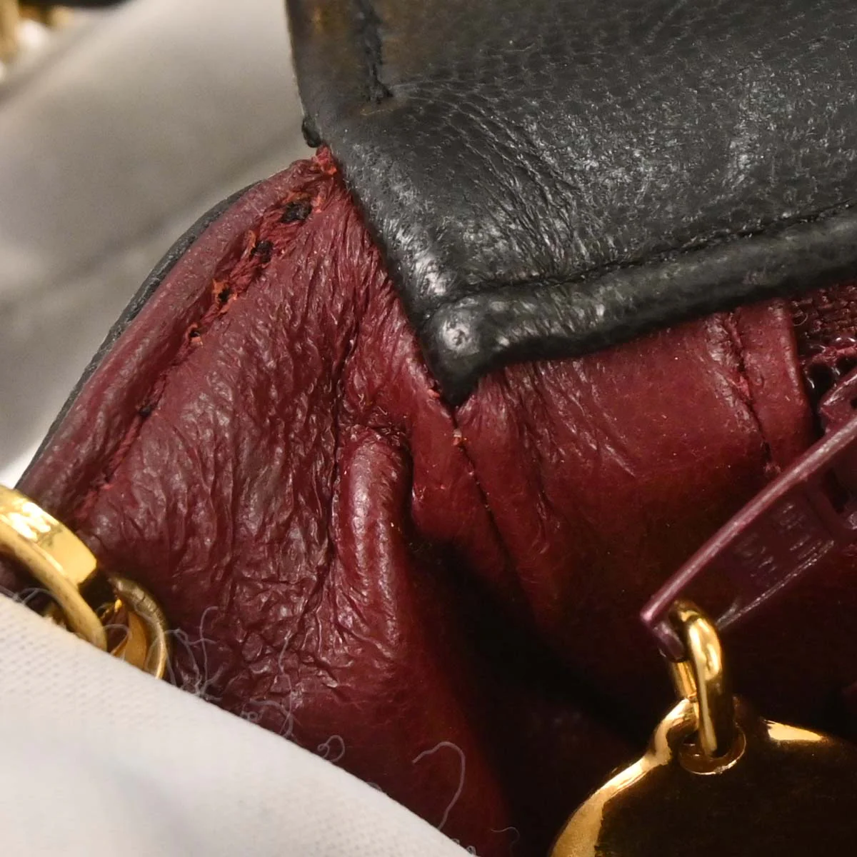 Chanel 1991-1994 Black Lambskin Mini Classic Square Flap Shoulder Bag - Image 8