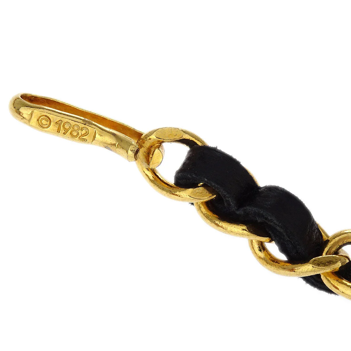 Chanel Chain Belt Medallion Gold Black Small Good - Image 4