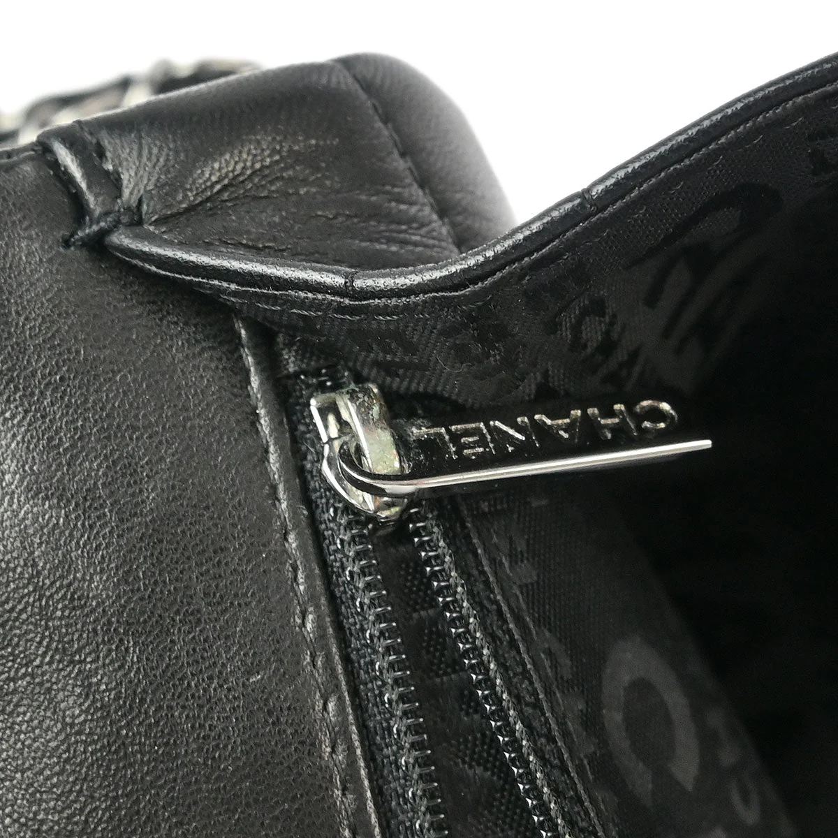 Chanel 2005-2006 Black Lambskin Lady Graphic Flap Bag - Image 8