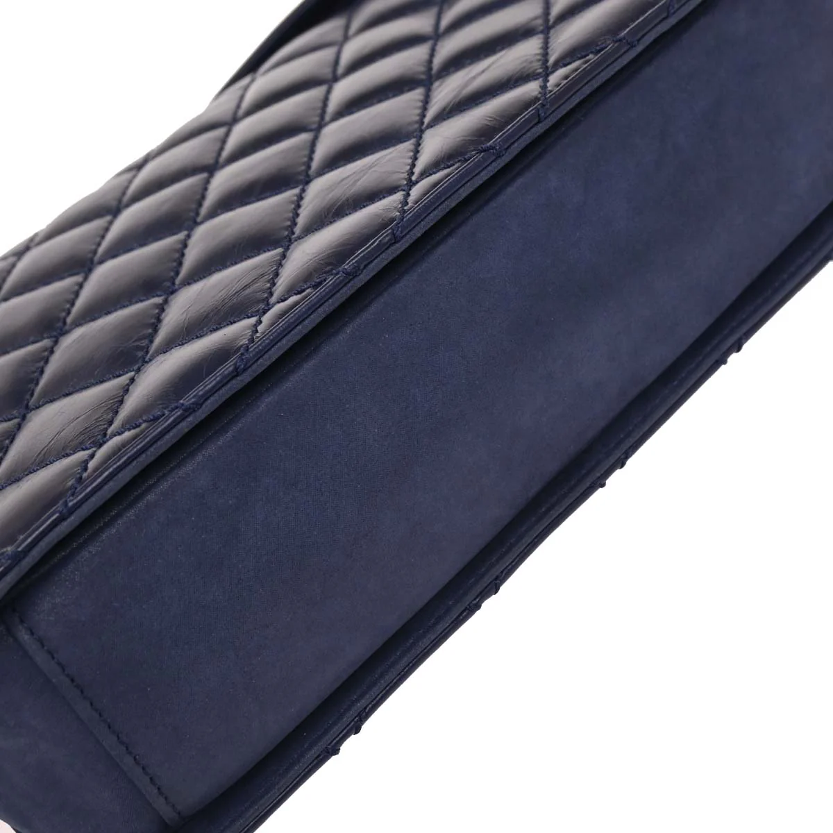 Chanel 2016-2017 Navy Calfskin Day Trip Flap Bag - Image 3