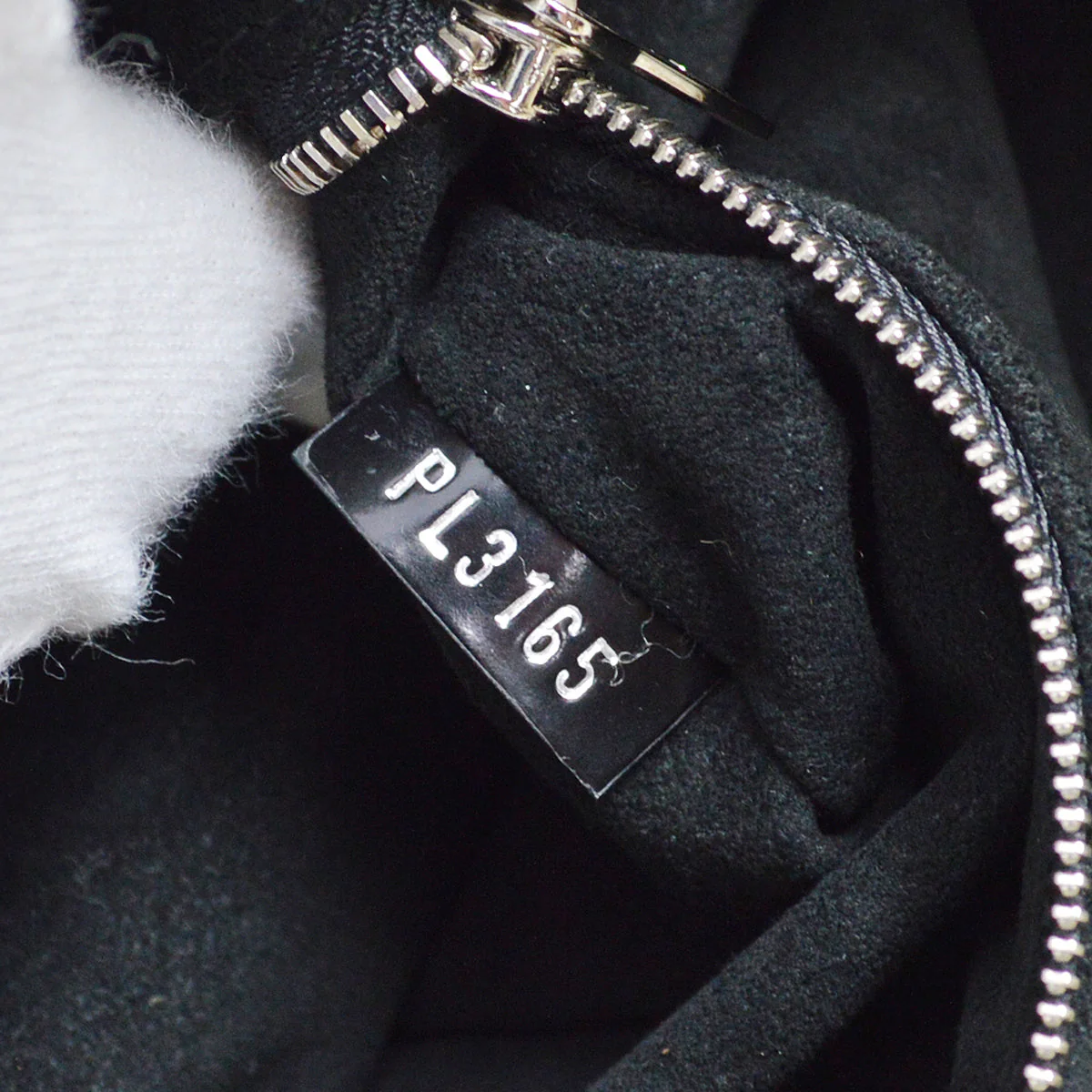 Louis Vuitton 2015 Animal Collection Mouton Sac Plat M50818 - Image 6