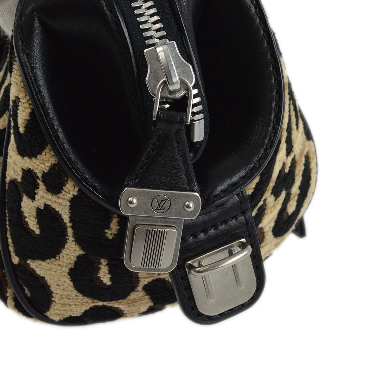 Louis Vuitton 2012 Leopard Baby Handbag M94257 - Image 9