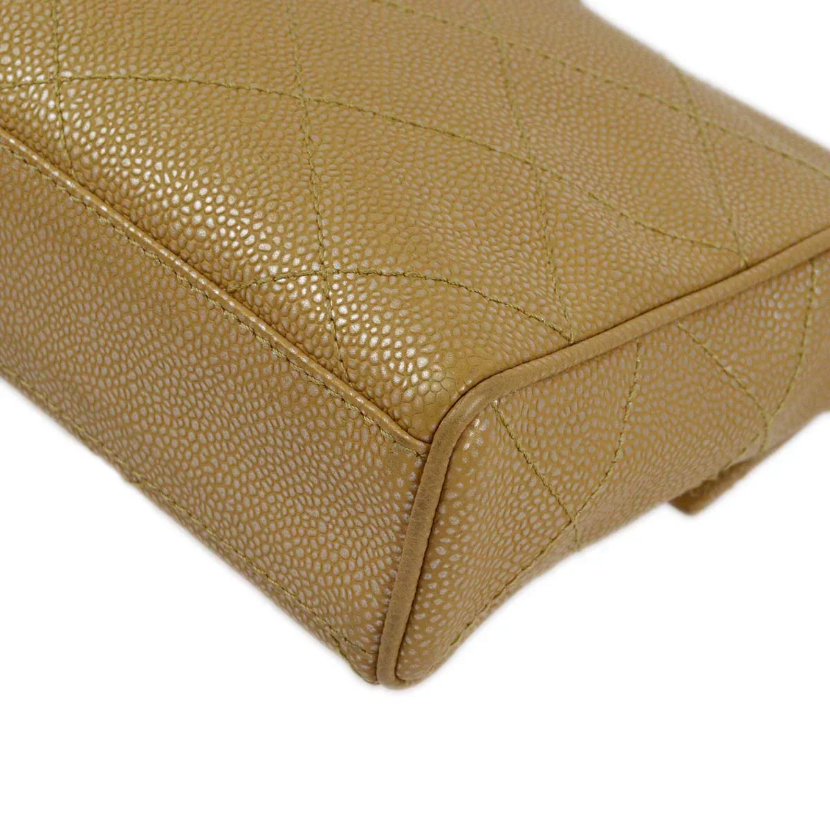 Chanel 2000-2001 Beige Caviar Chain Shoulder Bag 25 - Image 4