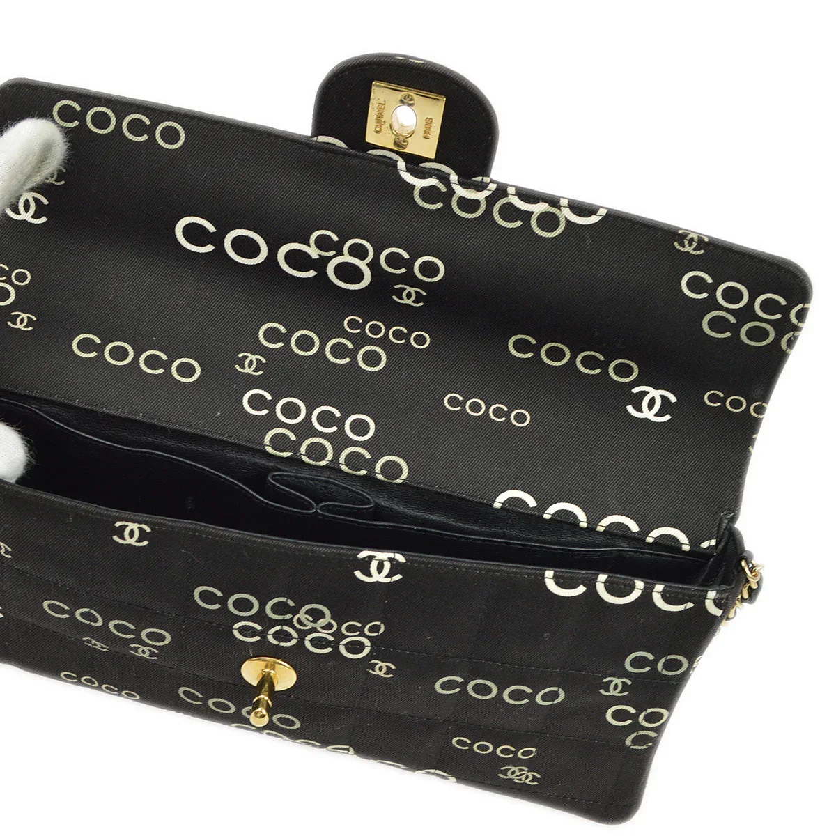 Chanel 2000-2001 Black Canvas COCO East West Choco Bar Shoulder Bag - Image 7