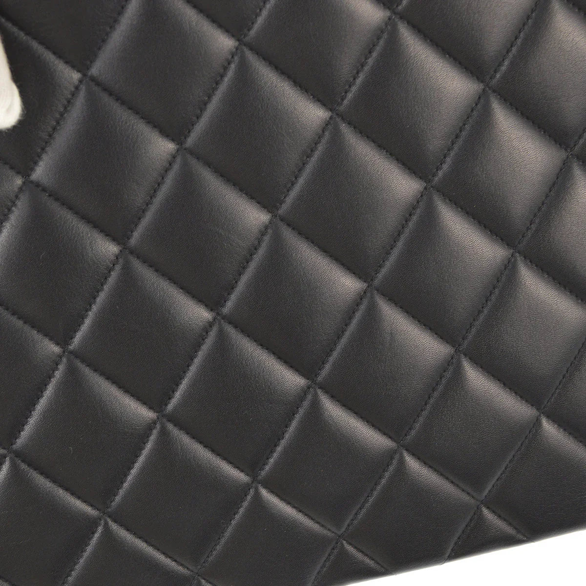 Chanel * 1991-1994 Black Lambskin Classic Flap Maxi Chain Shoulder Bag - Image 7